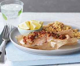 Papillotes de saumon et couscous aux tomates séchées