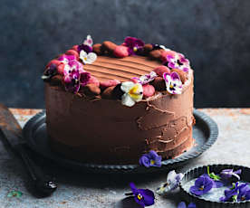 Bolo de chocolate recheado
