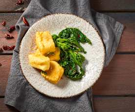 Baccalà croccante con friarielli piccanti