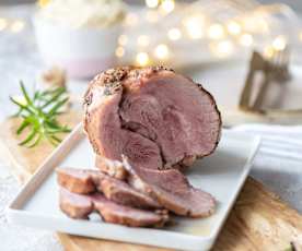 Świąteczna szynka peklowana