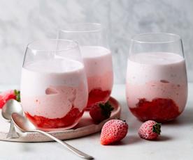 Quick strawberry dessert