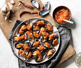 Mejillones al vapor con salsa picante