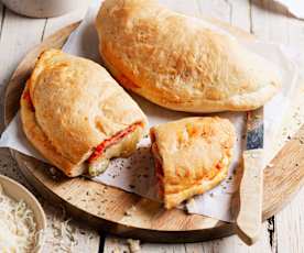 Calzone de jamón y queso