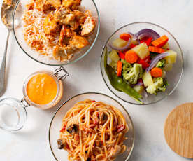 Batch-Cooking: Warm Vegetable Salad; Tomato and Mushroom Spaghetti; Chicken with Rice and Pepper Sauce