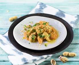 Hühnerbruststreifen in Erdnusssauce