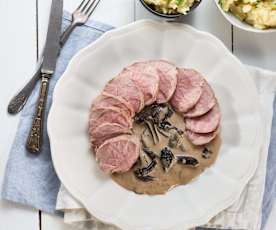 Vepřová panenka sous-vide s houbovou omáčkou