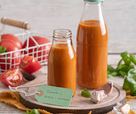 Przecier pomidorowy (passata) z bazylią i czosnkiem