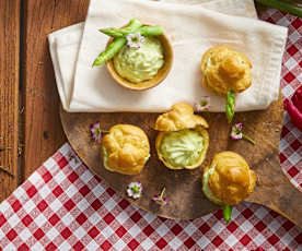 Bignè con crema di asparagi