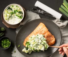 Salmone con salsa ai porri e piselli