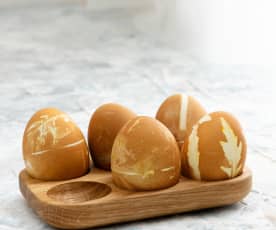 Huevos de color marrón