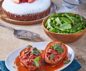 Camotes rellenos con caldillo picoso, verduras tibias y pastel de chocolate