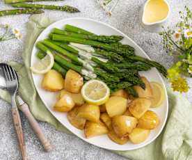 Szparagi z ziemniakami; Sos holenderski