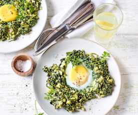 Feta-Spinat mit Spiegelei