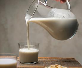 Almond Milk (Metric)