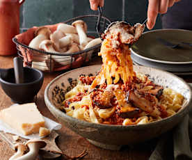 Pilz-Hackfleisch-Bolognese mit Bandnudeln