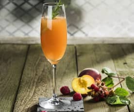 Bellini mit Rosmarin