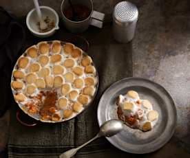 Caçarola de batata-doce e marshmallow