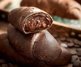 Soft and Fluffy Chocolate Buns
