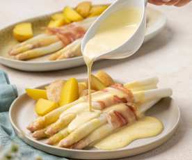 Spargel mit Schinken und Sauce Hollandaise