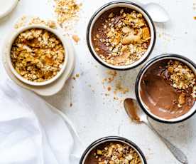 Crème au chocolat, lait de coco et granola