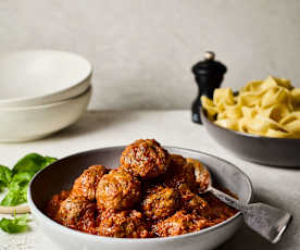 Albóndigas en salsa de jitomate