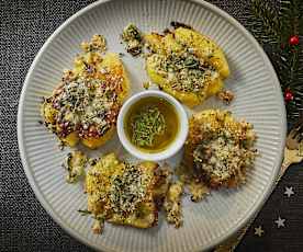 Patate schiacciate al forno