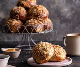 Bułeczki drożdżowe z kruszonką