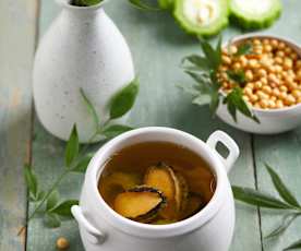 苦瓜黄豆炖鲍鱼