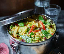 Reissalat mit Mango-Curry-Dressing