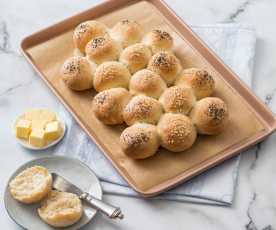 Bread rolls with parmesan and rosemary