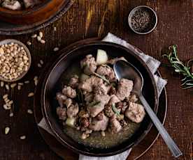 Bocconcini di maiale con uvetta e pinoli