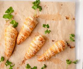 Zanahorias de hojaldre con crema de zanahoria y perejil