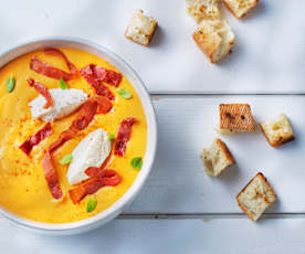 Crema fredda di albicocche e caprino con prosciutto croccante