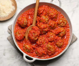 Meatballs with Tomato Sauce