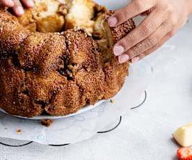 Pane dolce al burro, cannella e noci pecan