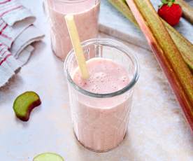 Rhabarber-Erdbeer-Smoothie