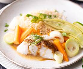 Bacalao al jengibre con arroz y verduras