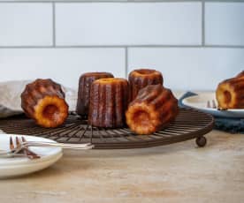 Traditional gluten free French vanilla canelé