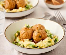 Purée à l'Endive, Boulettes de Viande et Sauce à la Viande