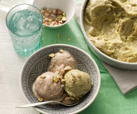 Helados de pistache y de almendras