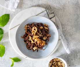 Spiralizowane jabłka w sosie kakaowo-orzechowym