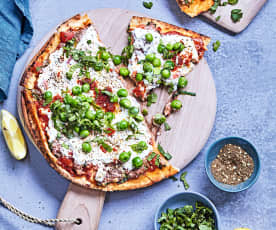 Pizza à l'agneau et aux petits pois