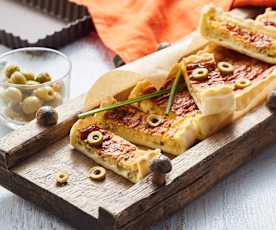 Quiche chèvre frais, ciboulette et olives vertes