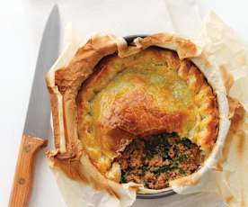 Folhado de bolonhesa e espinafres