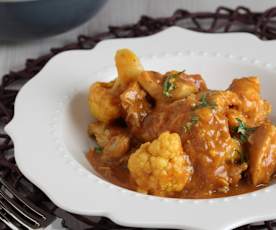 'Sun City' chicken and cauliflower curry