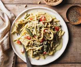 Spätzle con asparagi e salsa all'aglio orsino