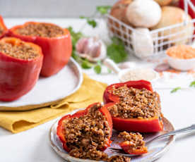 Papryki faszerowane komosą ryżową i soczewicą