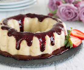 Χαλβάς με σάλτσα μούρων