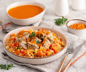 Zupa krem z pomidorów; Kurczak z warzywnym ryżem