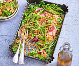Salade de petit épeautre au magret, aux haricots et aux noix